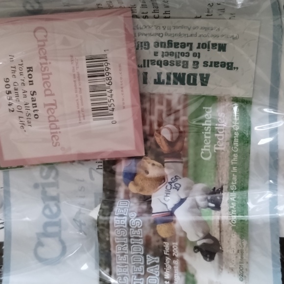 Ron Santo Cherished Teddies Figurine 2001 Cubs - Picture 2 of 3